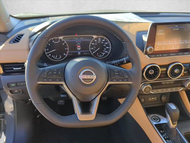 New 2025 Nissan Sentra SV w/ SV Premium Package FWD image 17