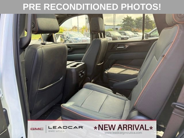 Used 2025 GMC Yukon AT4 AWD/4WD image 22