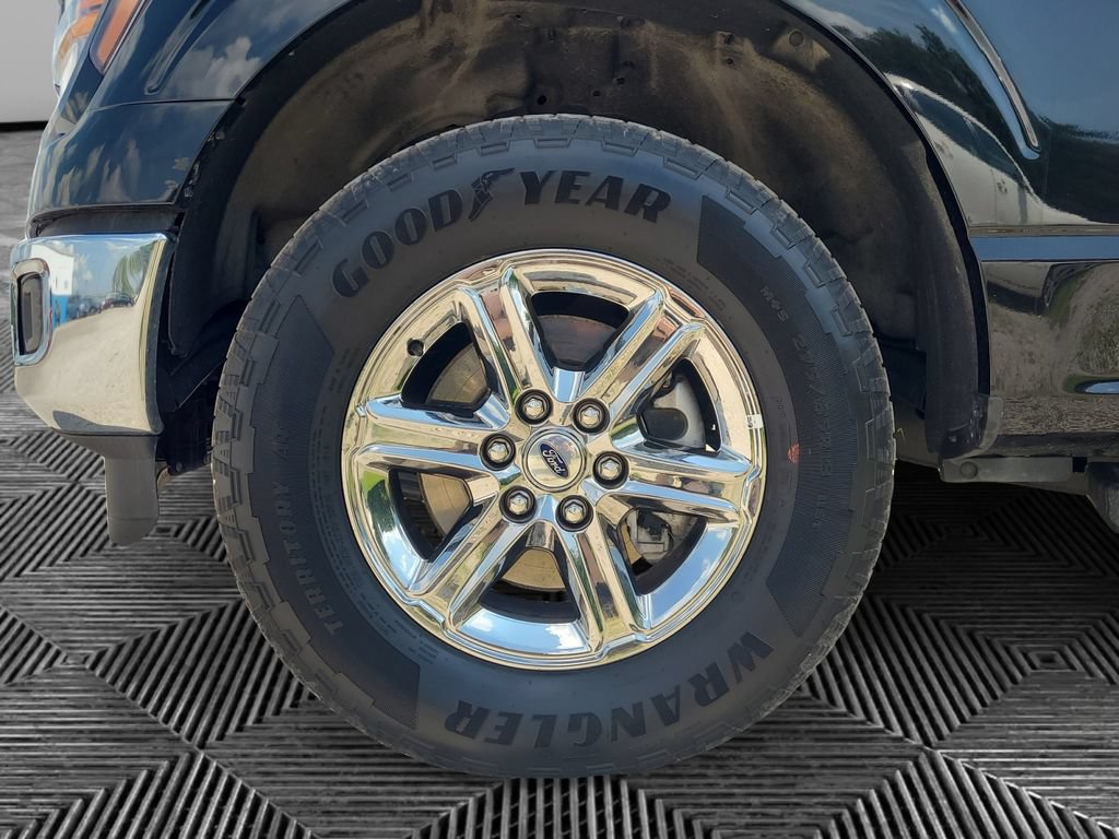 Used 2025 Ford F150 XLT w/ Equipment Group 301A Standard AWD/4WD image 14
