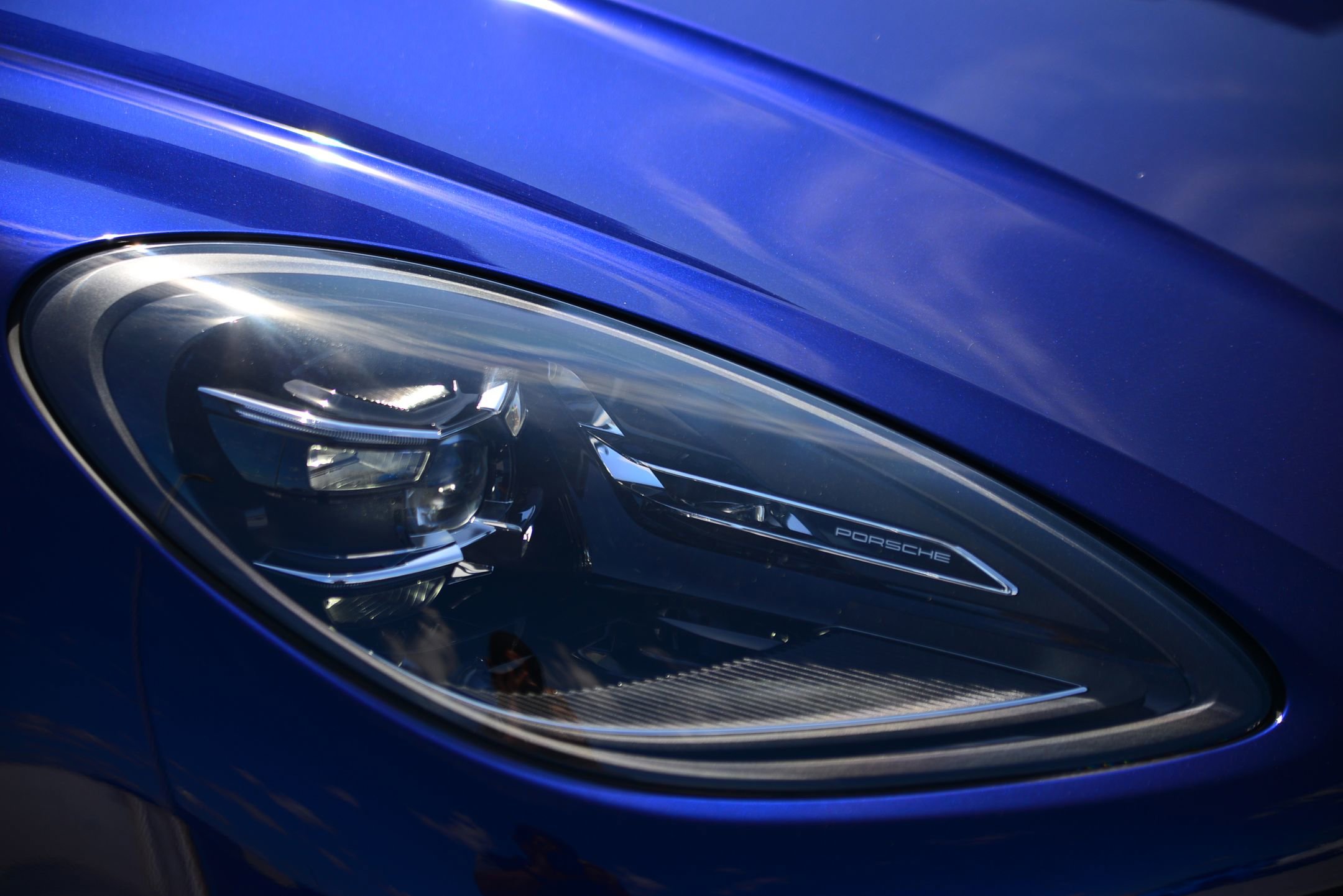 Certified 2026 Porsche Macan image 11