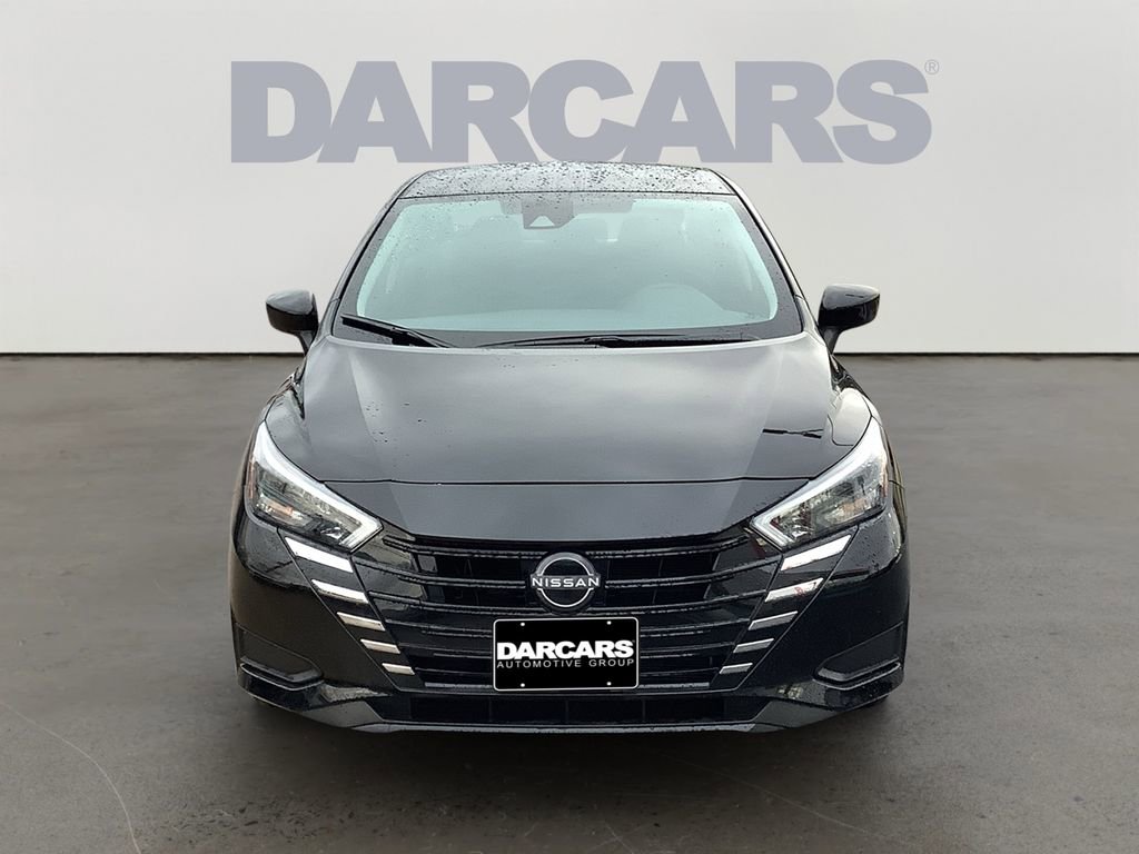 Used 2025 Nissan Versa SV w/ Trunk Package image 2