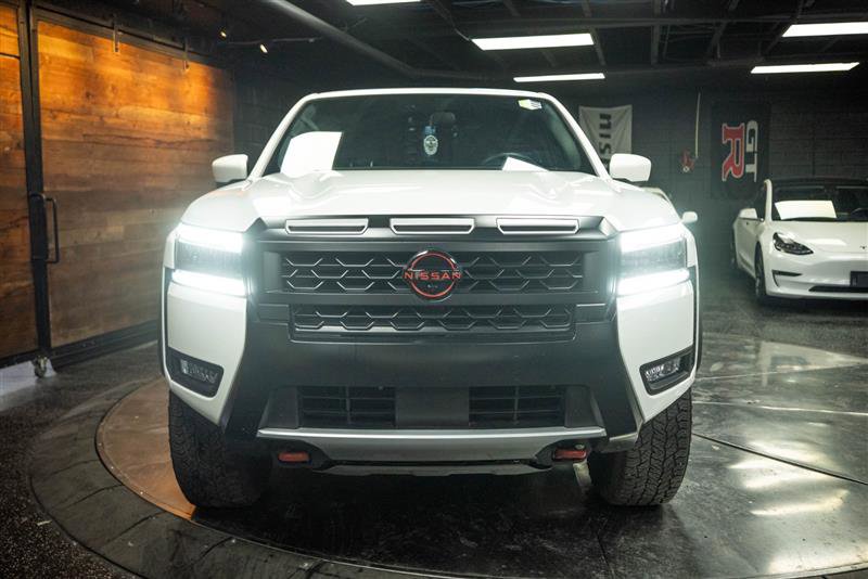 Used 2025 Nissan Frontier PRO-4X w/ Pro Convenience Package AWD/4WD image 4