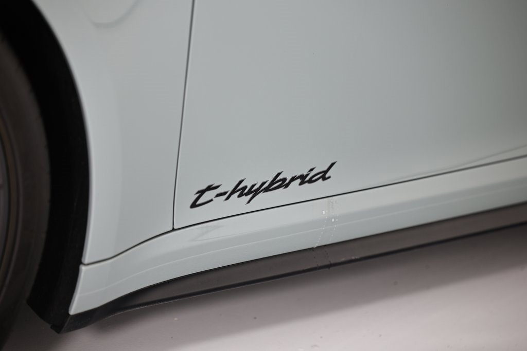 Certified 2025 Porsche 911 Carrera 4 GTS image 15