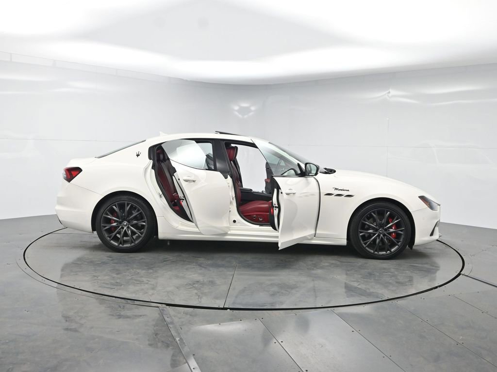 Used 2022 Maserati Ghibli Modena RWD image 60
