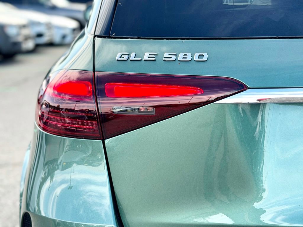 New 2026 Mercedes-Benz GLE 580 4MATIC image 11