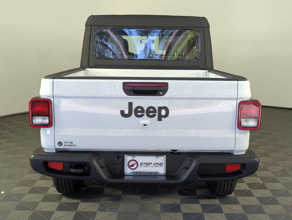 New 2026 Jeep Gladiator Sport AWD/4WD image 6