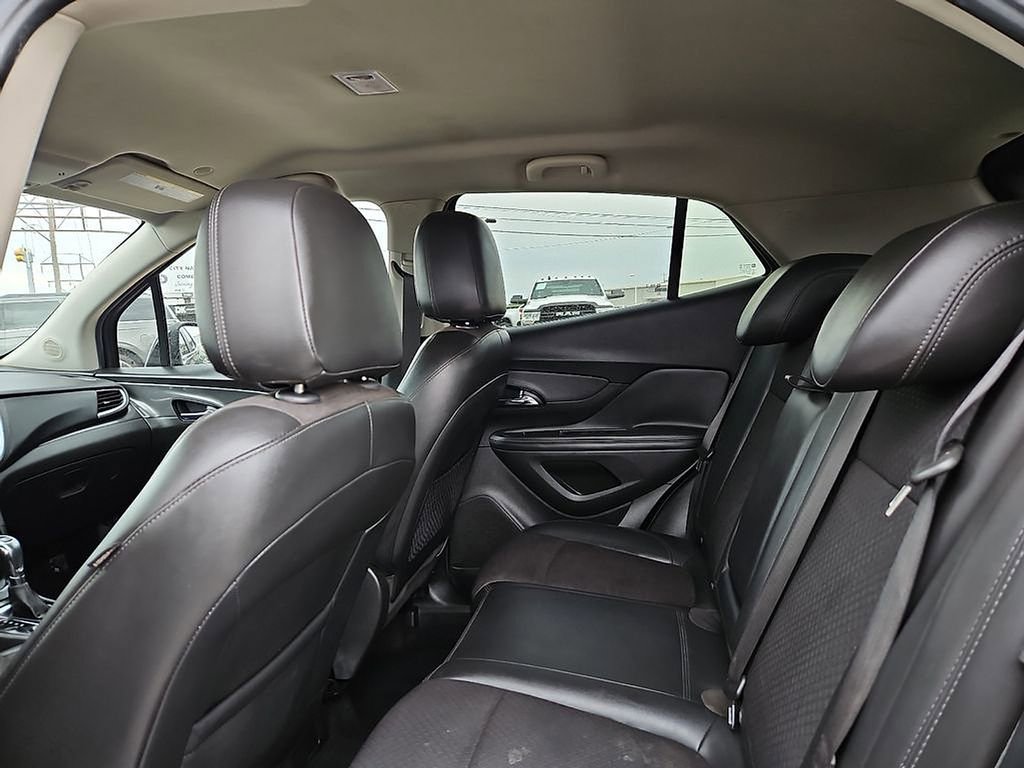 Used 2020 Buick Encore Preferred FWD image 17