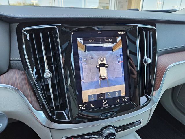 Used 2020 Volvo V60 T5 Cross Country w/ Protection Package AWD/4WD image 31
