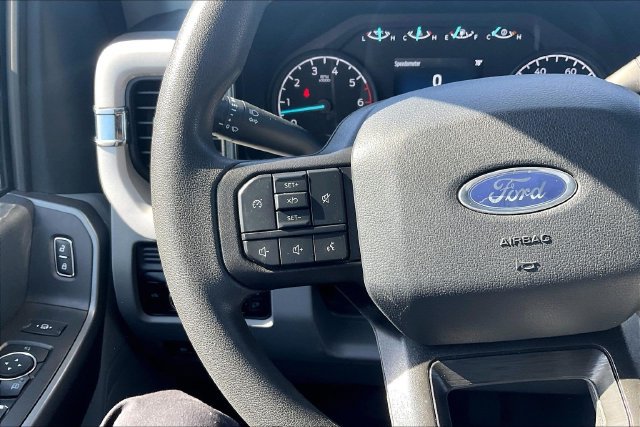 Used 2026 Ford F350 XLT RWD image 18