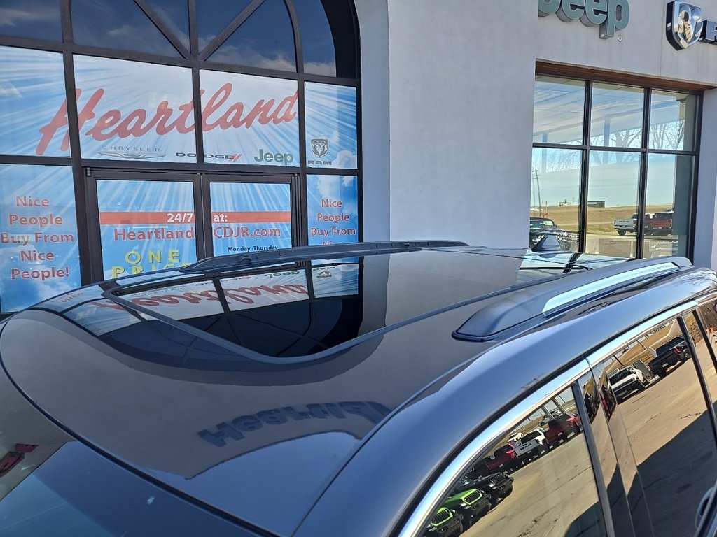 Used 2022 Jeep Grand Cherokee Limited 4xe w/ Luxury Tech Group II image 21