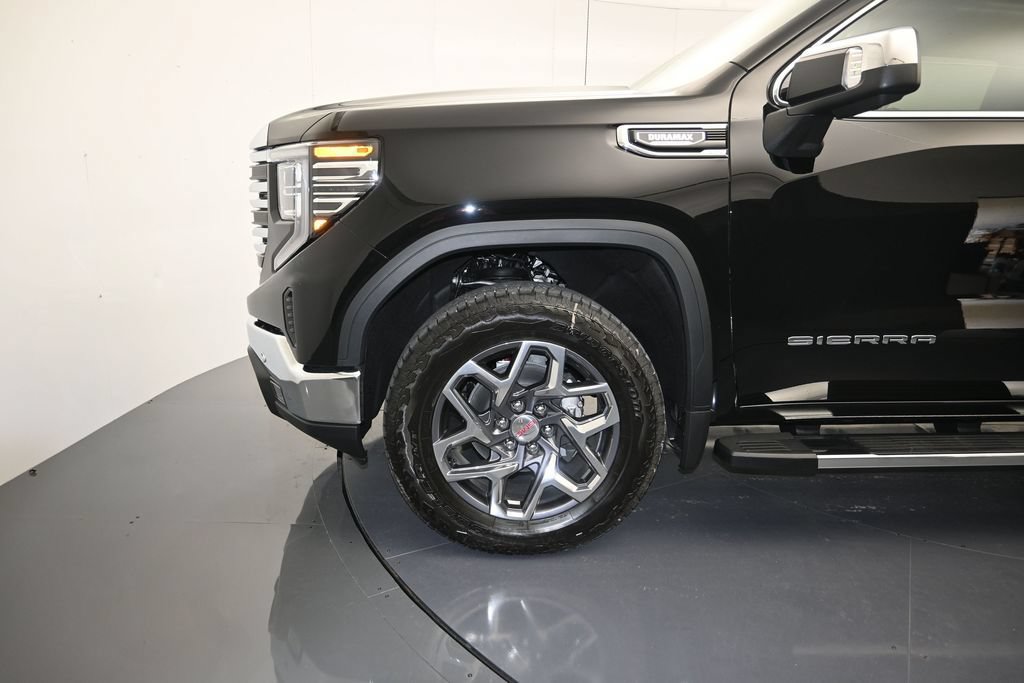 New 2026 GMC Sierra 1500 SLT w/ SLT Premium Plus Package AWD/4WD image 9