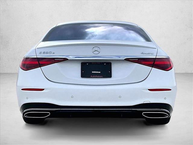 Used 2025 Mercedes-Benz S 580e 4MATIC Sedan image 4