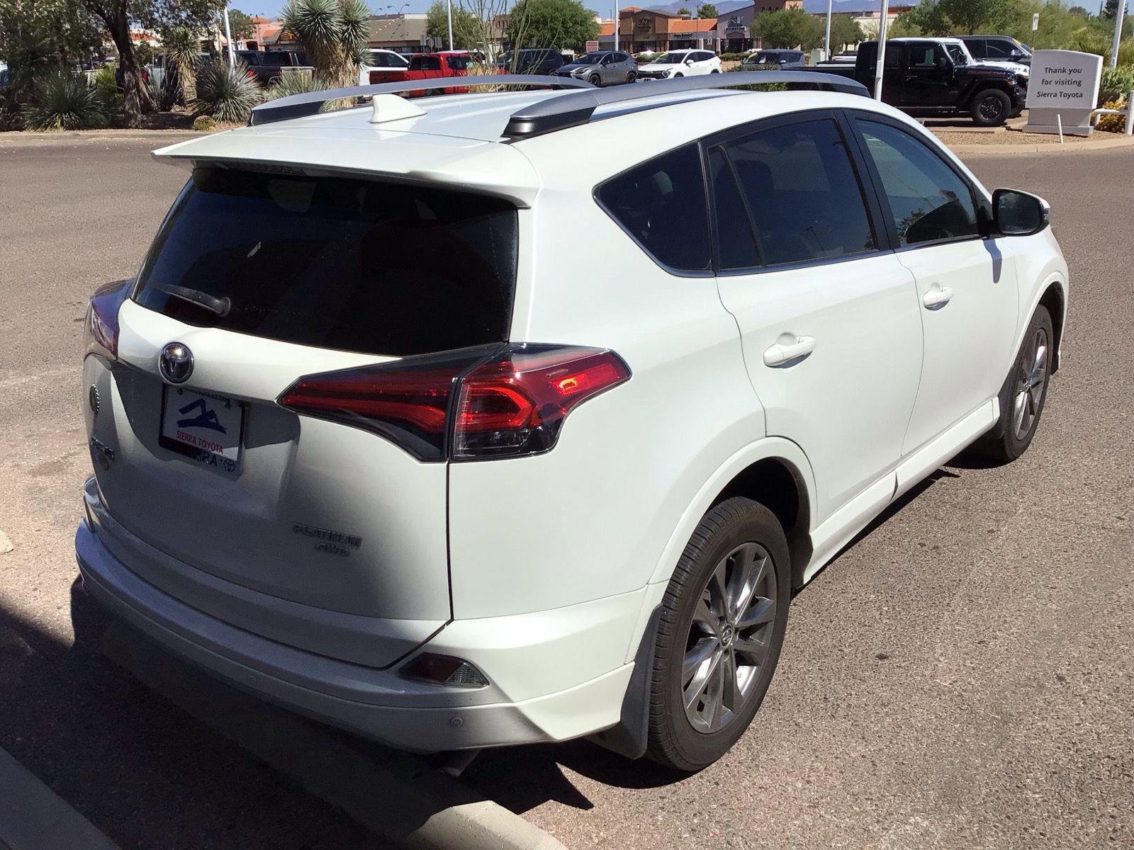 Used 2018 Toyota RAV4 Platinum AWD/4WD image 6