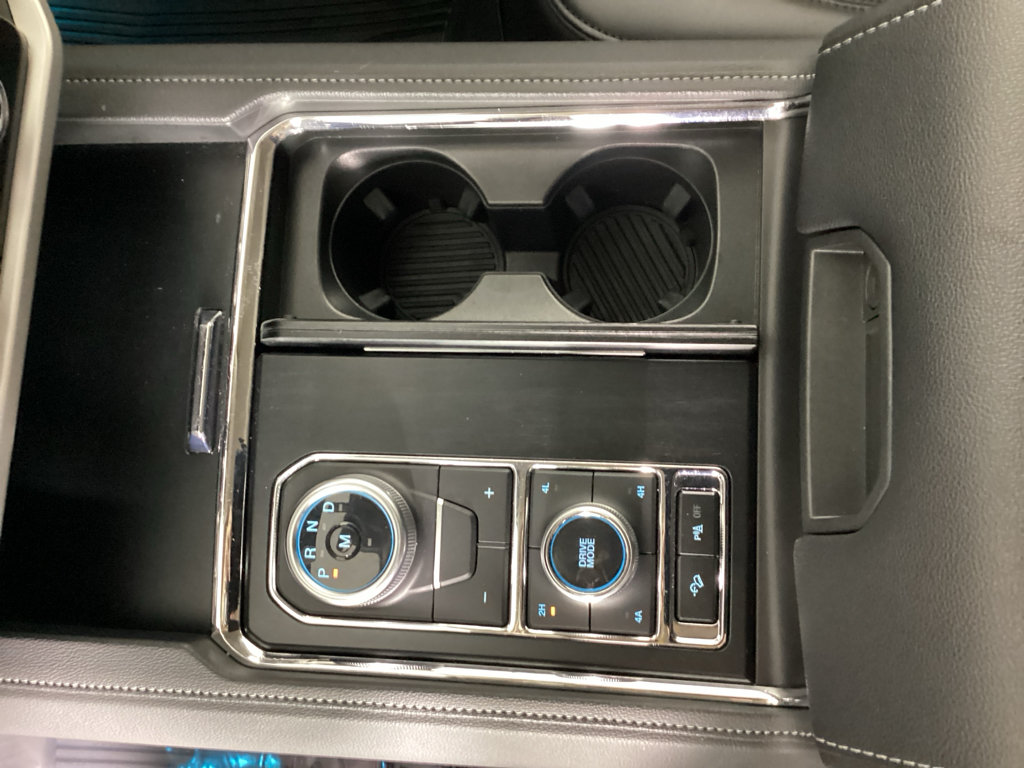 Used 2024 Ford Expedition XLT AWD/4WD image 28