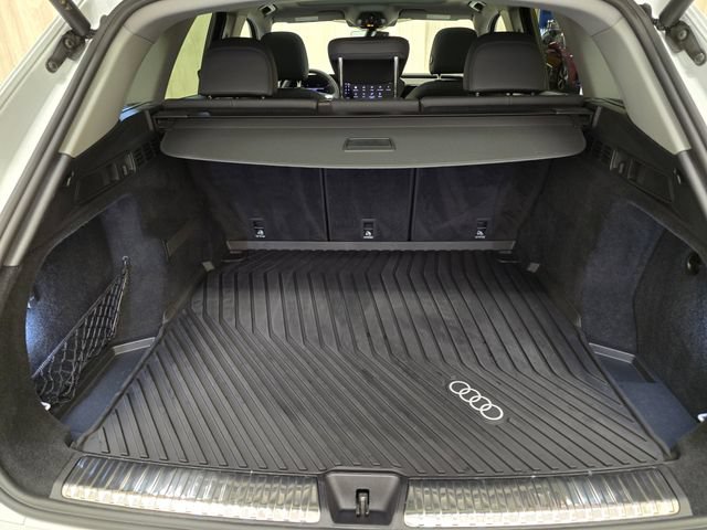 Used 2025 Audi Q5 Premium Plus w/ Premium Plus AWD/4WD image 36
