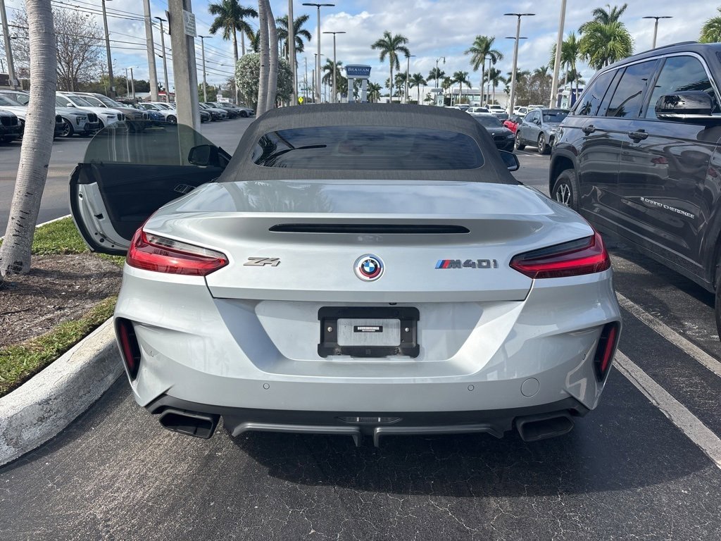 Certified 2022 BMW Z4 M40i w/ Premium Package image 6