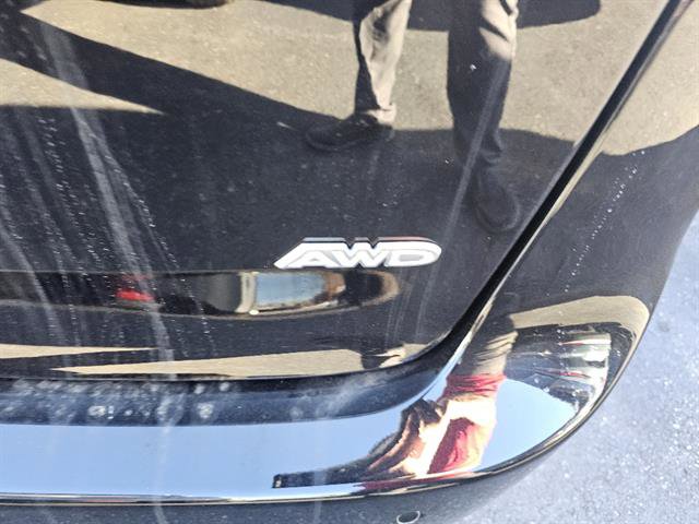 Used 2024 Chrysler Pacifica Pinnacle w/ Trailer Tow Group image 8