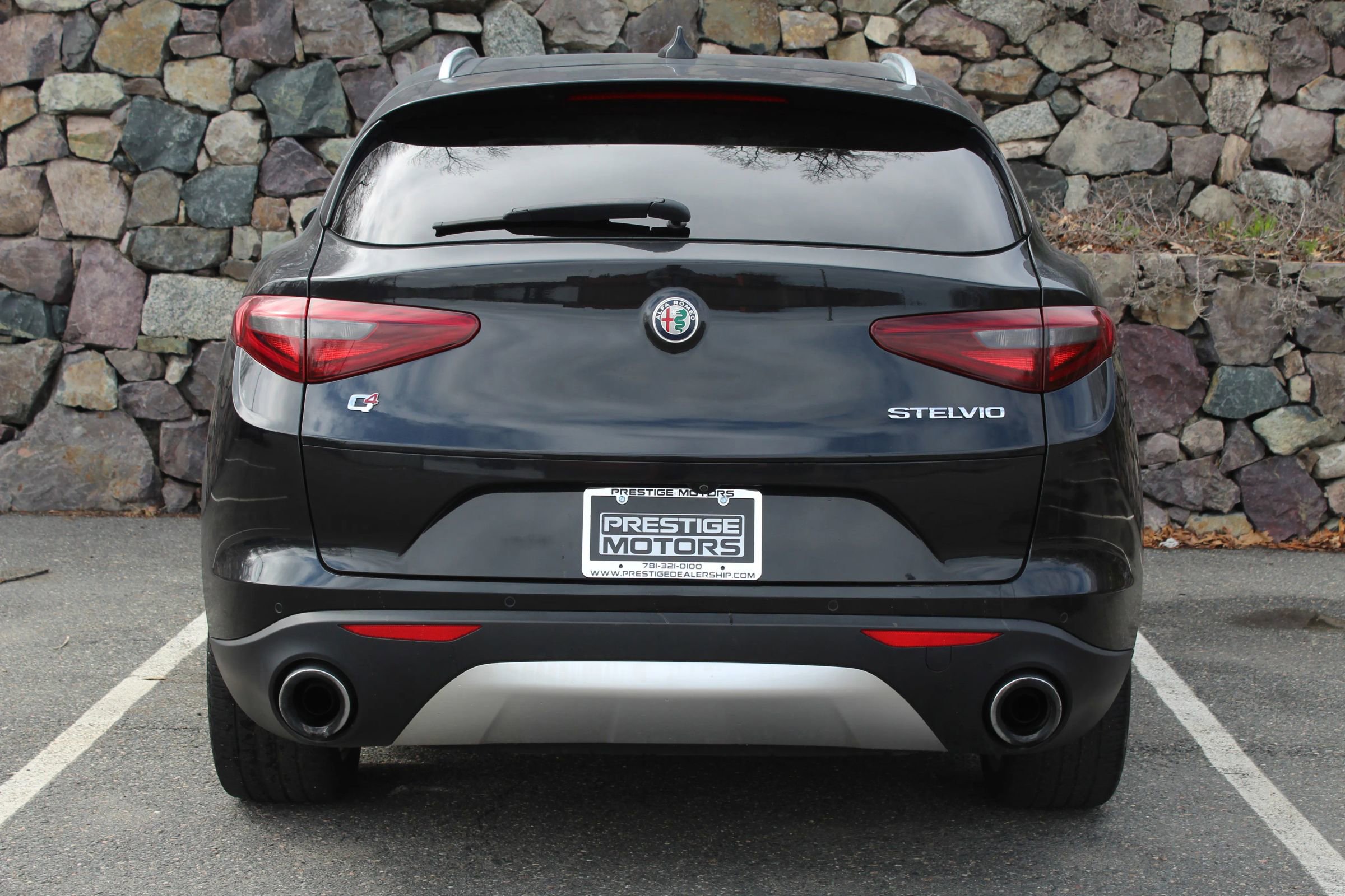 Used 2019 Alfa Romeo Stelvio Ti Lusso w/ Quick Order Package 22X Lusso AWD/4WD image 8