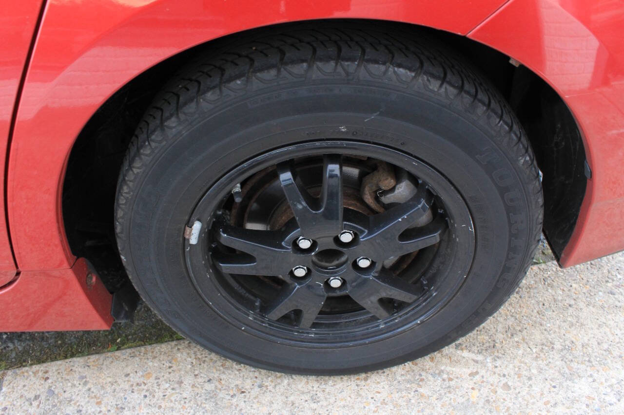 Used 2014 Toyota Prius Four FWD image 6