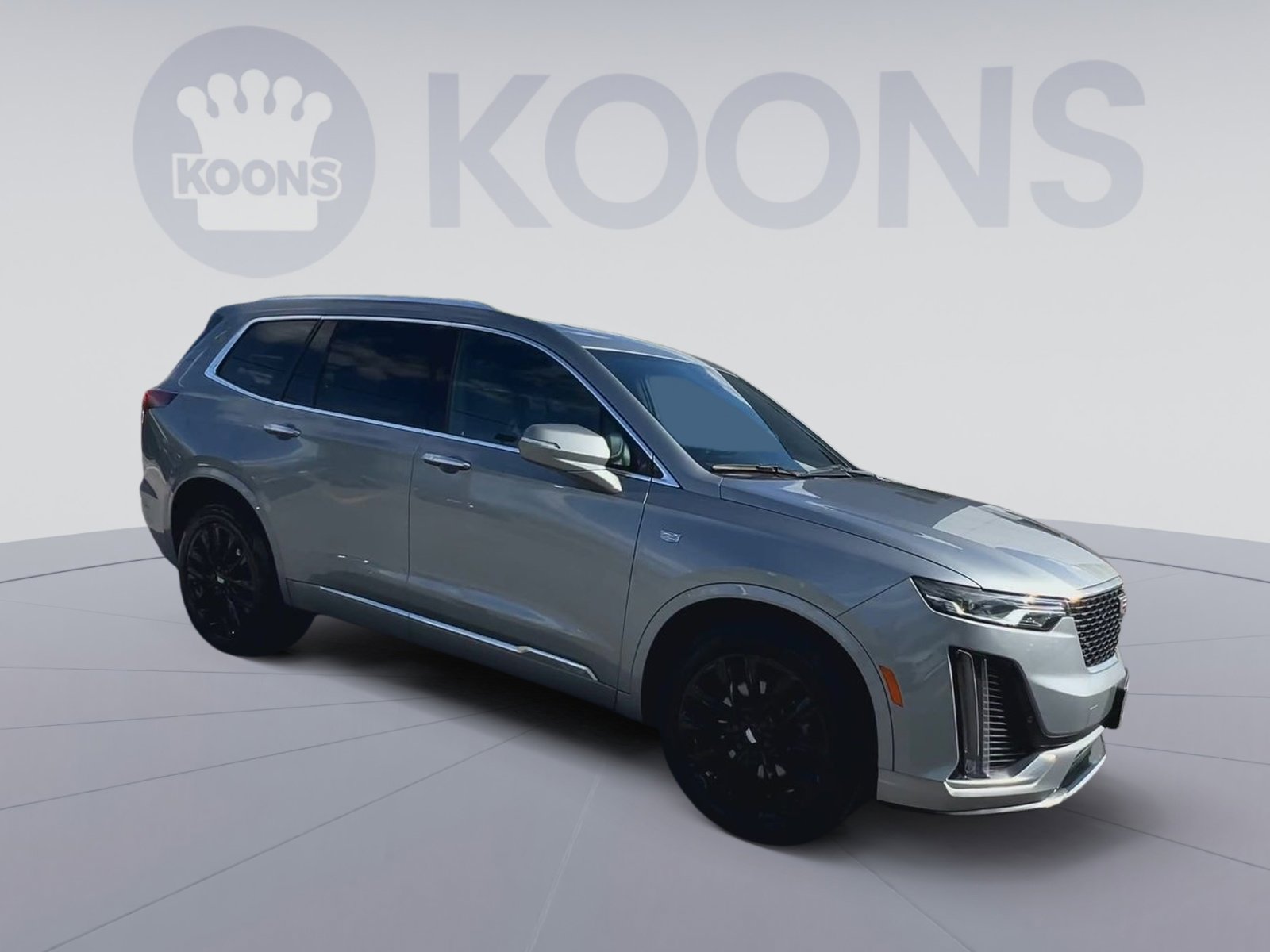 Used 2024 Cadillac XT6 Premium Luxury AWD/4WD image 2