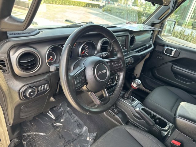 Used 2022 Jeep Wrangler Willys image 15