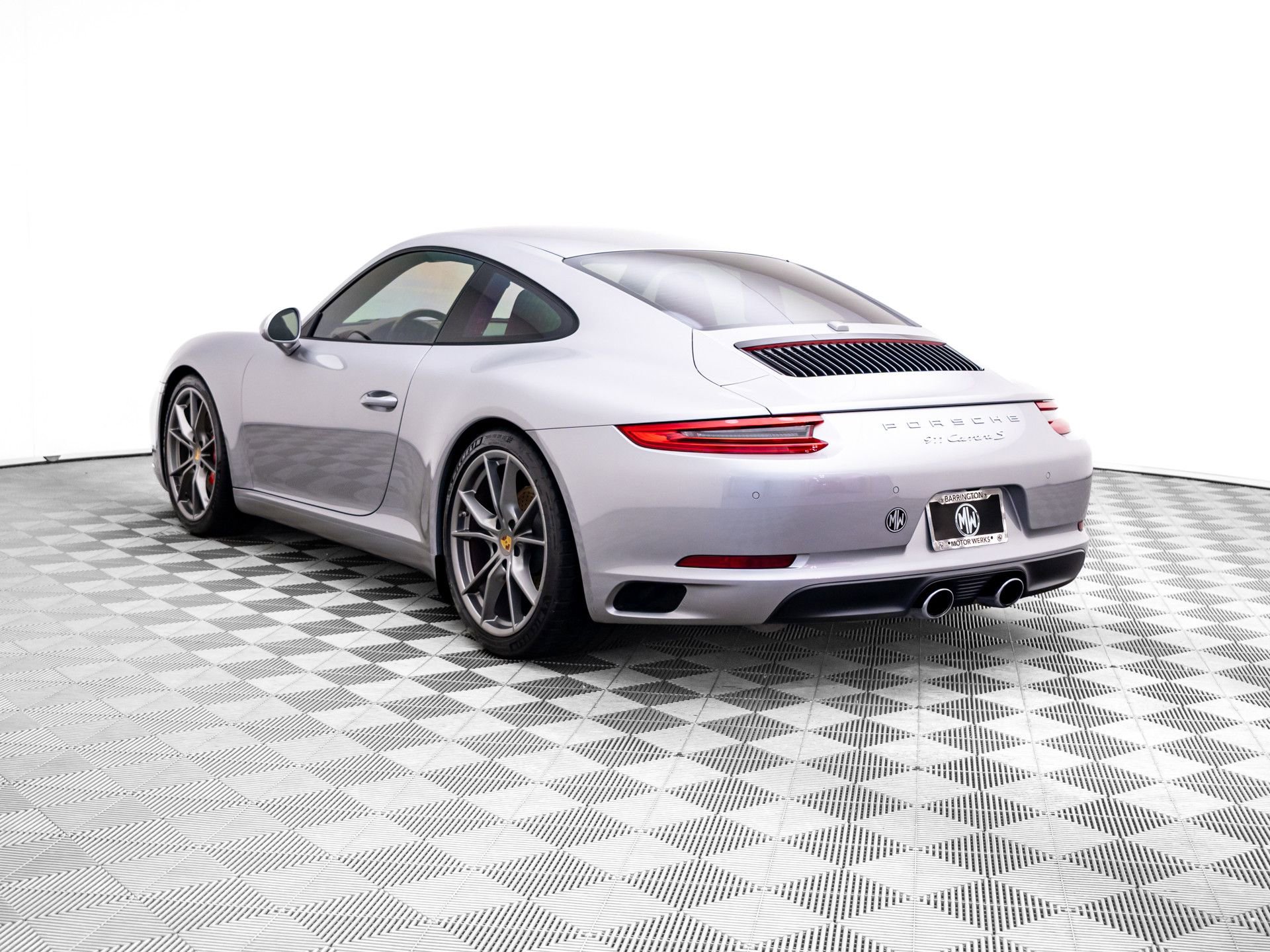 Used 2017 Porsche 911 Carrera S video 3