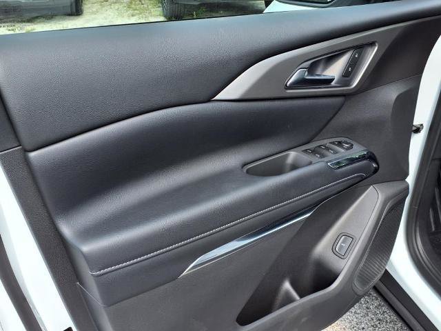 New 2026 Chevrolet Traverse LT image 10