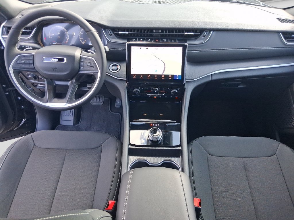 New 2027 Jeep Grand Cherokee Laredo X AWD/4WD image 22