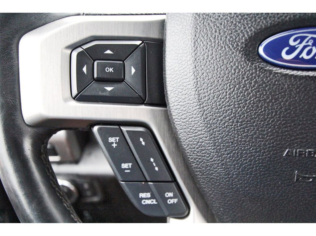 Used 2017 Ford F150 Platinum w/ Equipment Group 701A Luxury AWD/4WD image 17