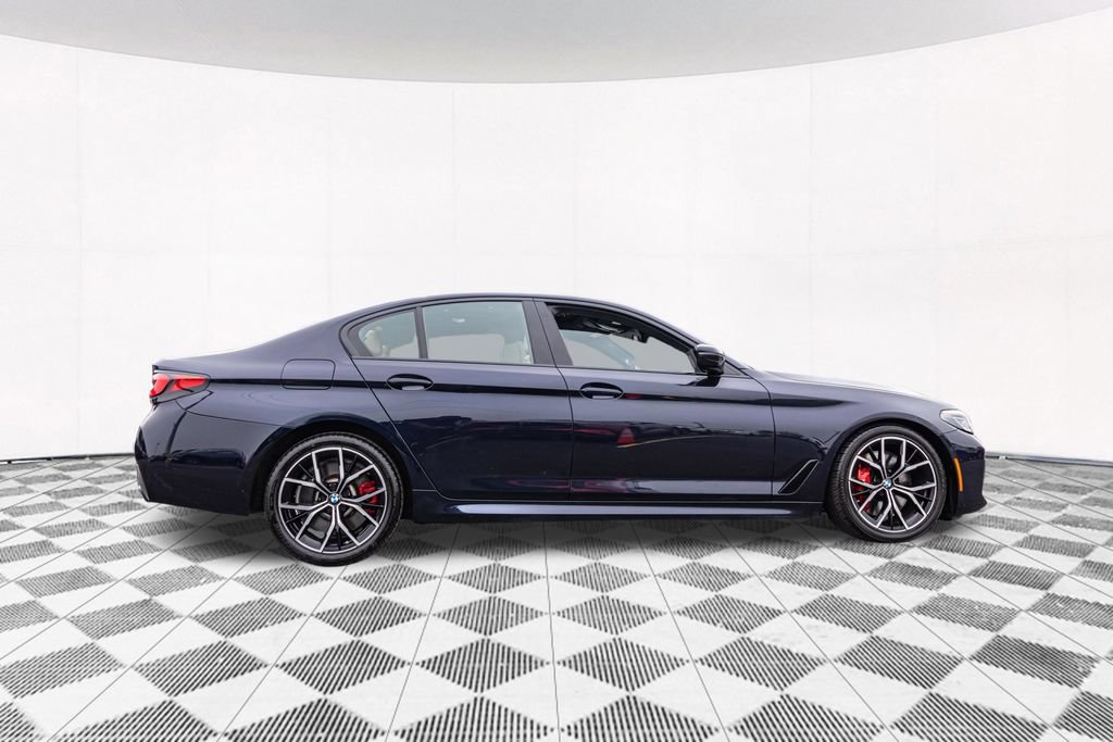 Used 2023 BMW M550i xDrive w/ Executive Package AWD/4WD image 11