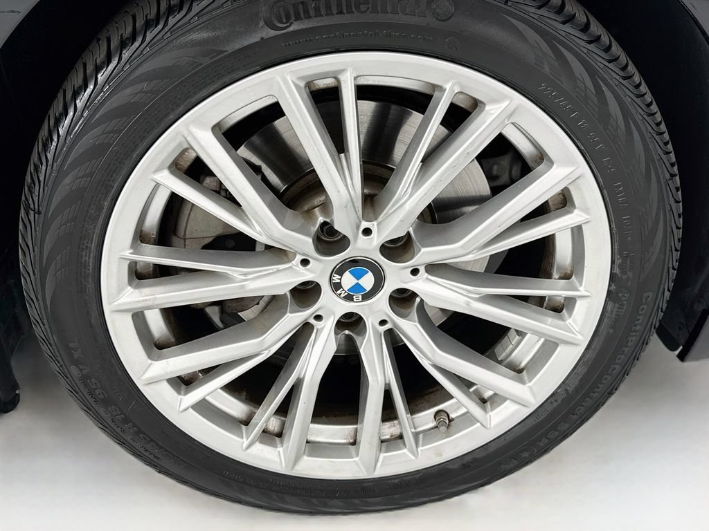Certified 2023 BMW 330i Sedan w/ Convenience Package RWD image 31