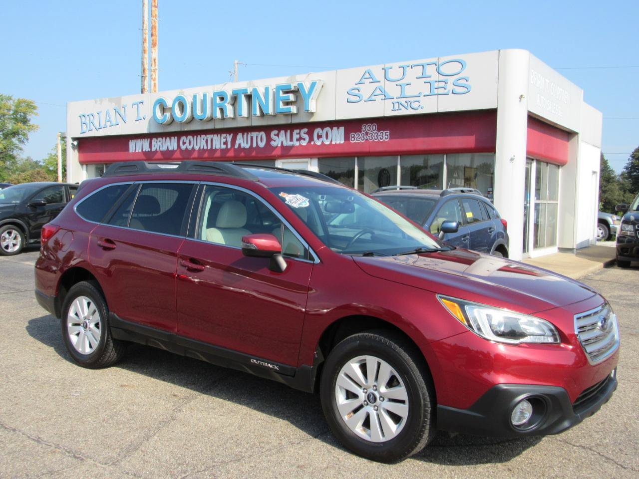 Used 2016 Subaru Outback 2.5i Premium AWD/4WD image 2