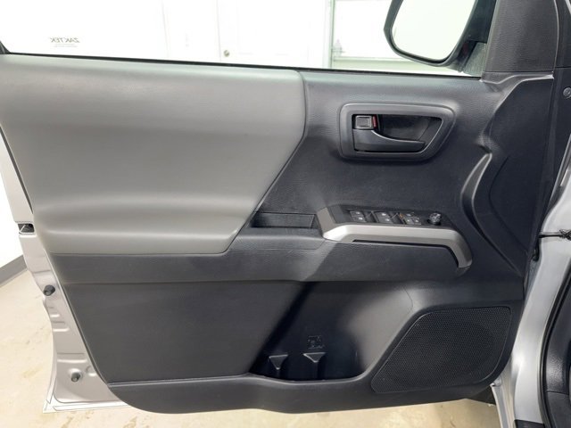 Used 2019 Toyota Tacoma SR5 image 9