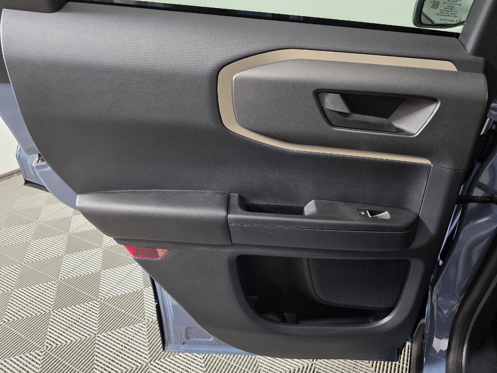 Used 2025 Ford Bronco Sport Big Bend w/ Convenience Package image 17
