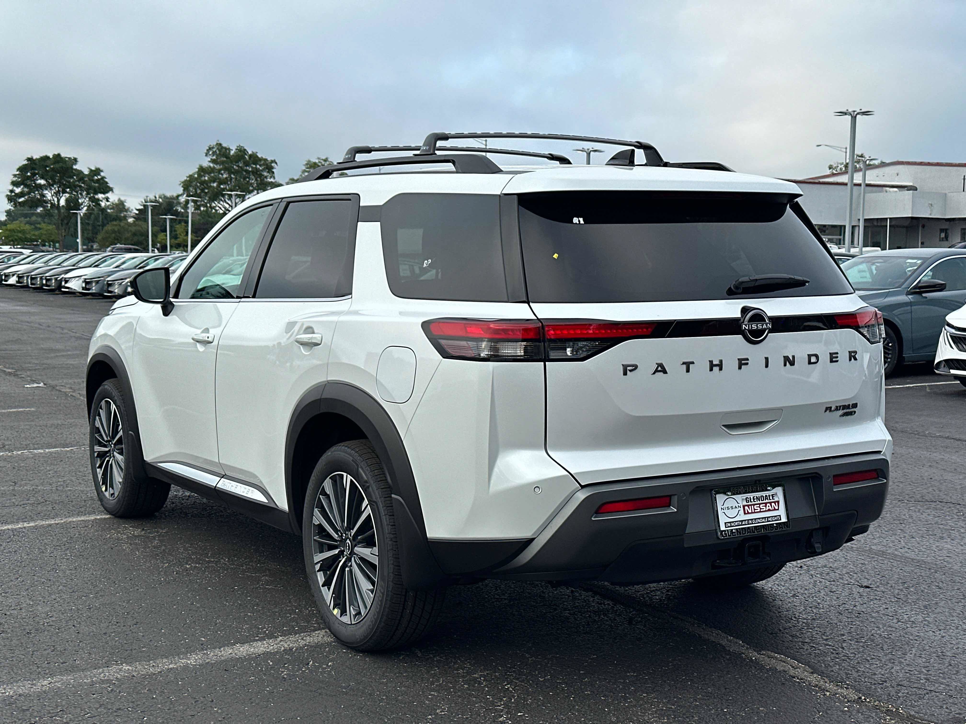 New 2026 Nissan Pathfinder Platinum AWD/4WD image 6