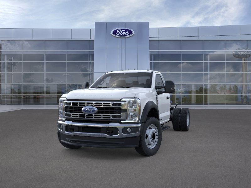 New 2025 Ford F450 XL w/ XL Chrome Package AWD/4WD image 2