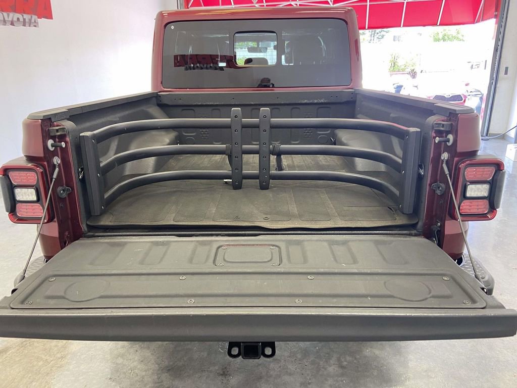 Used 2021 Jeep Gladiator Mojave AWD/4WD image 15