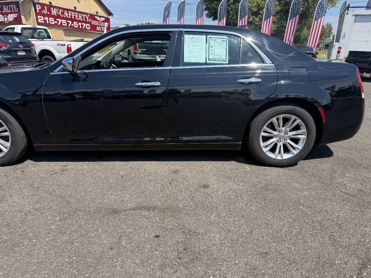 Used 2017 Chrysler 300 C