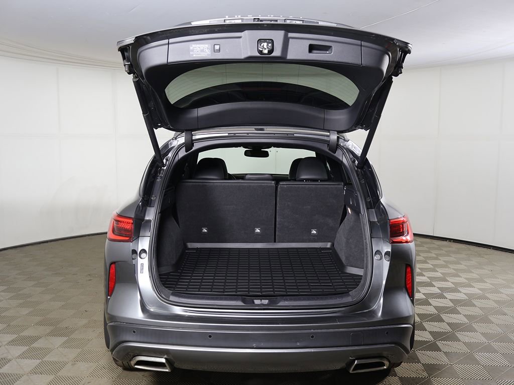 Used 2021 INFINITI QX50 Luxe w/ Appearance Package AWD/4WD image 15