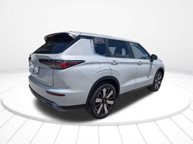 New 2026 Mitsubishi Outlander SE FWD image 4