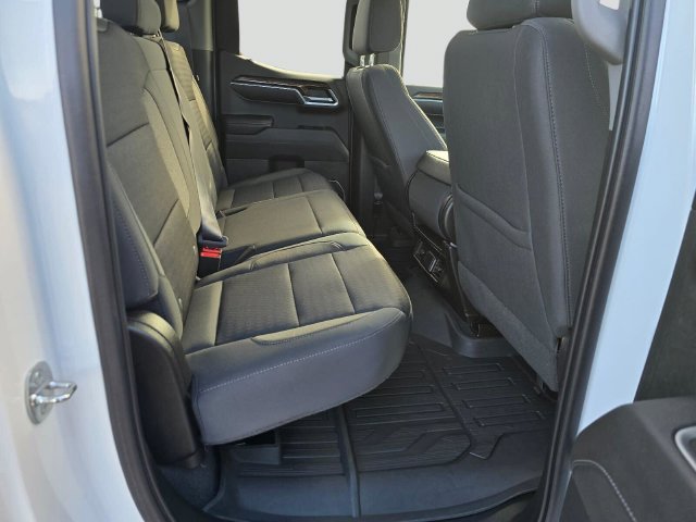Used 2022 GMC Sierra 1500 SLE w/ X31 Off-Road Package AWD/4WD image 17