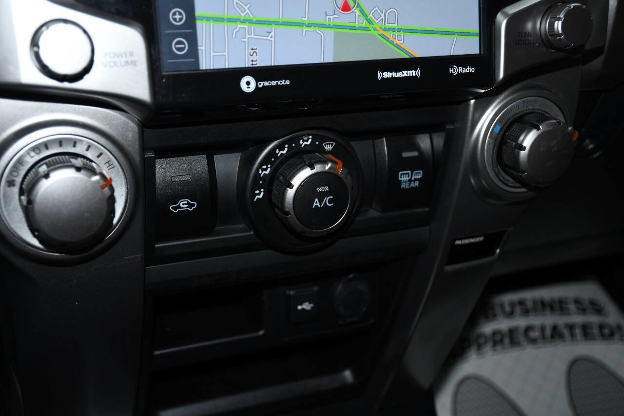 Used 2022 Toyota 4Runner SR5 Premium w/ Moonroof Package AWD/4WD image 38