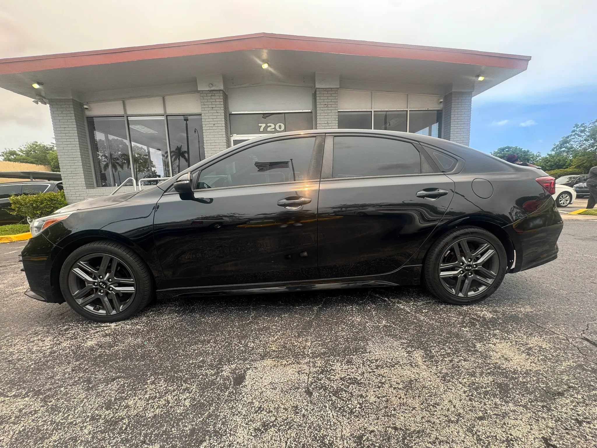 Used 2020 Kia Forte GT-Line w/ Paint Protection Package FWD image 7