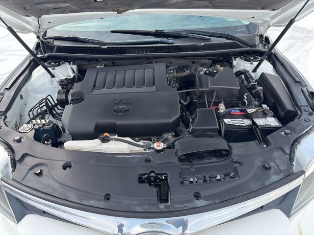 Used 2017 Toyota Avalon Touring w/ Carpet Mat Package image 36