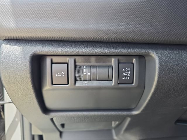 Used 2025 Subaru Forester Limited AWD/4WD image 22