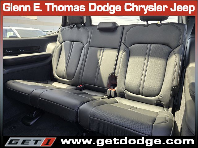 New 2026 Jeep Grand Wagoneer Summit AWD/4WD image 14