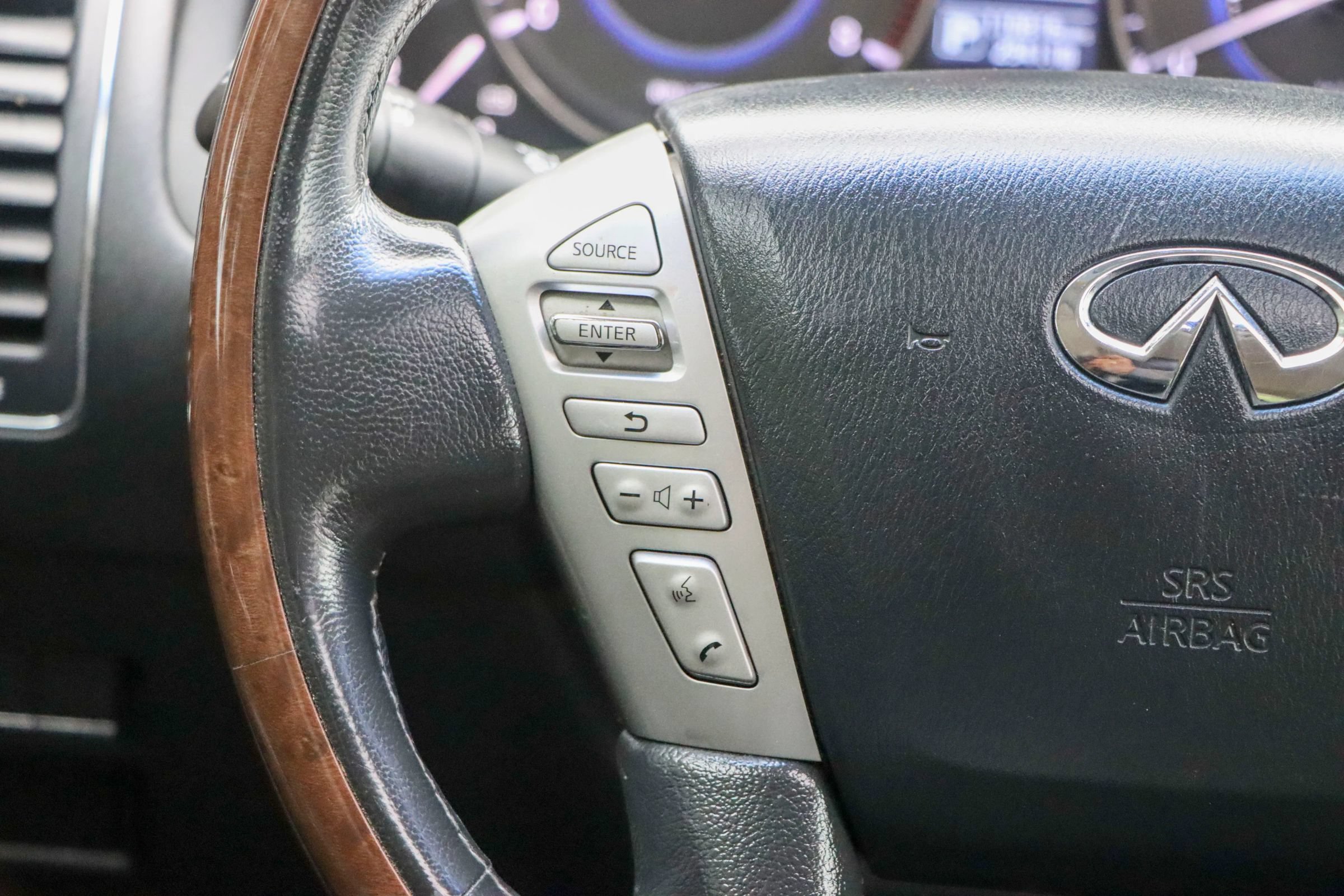 Used 2016 INFINITI QX80 2WD image 33