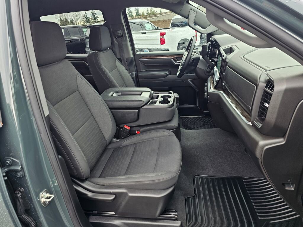 Certified 2025 Chevrolet Silverado 1500 LT w/ Work Truck Package AWD/4WD image 29