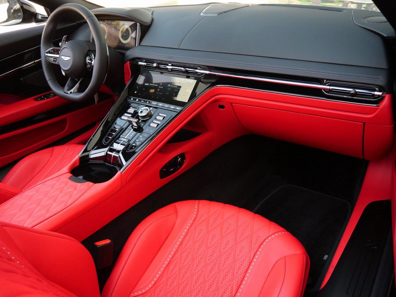 New 2026 Aston Martin DB12 Convertible image 10