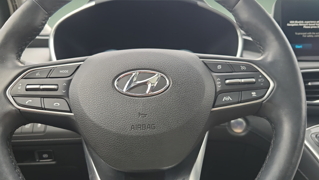 Used 2023 Hyundai Santa Fe Limited FWD image 12